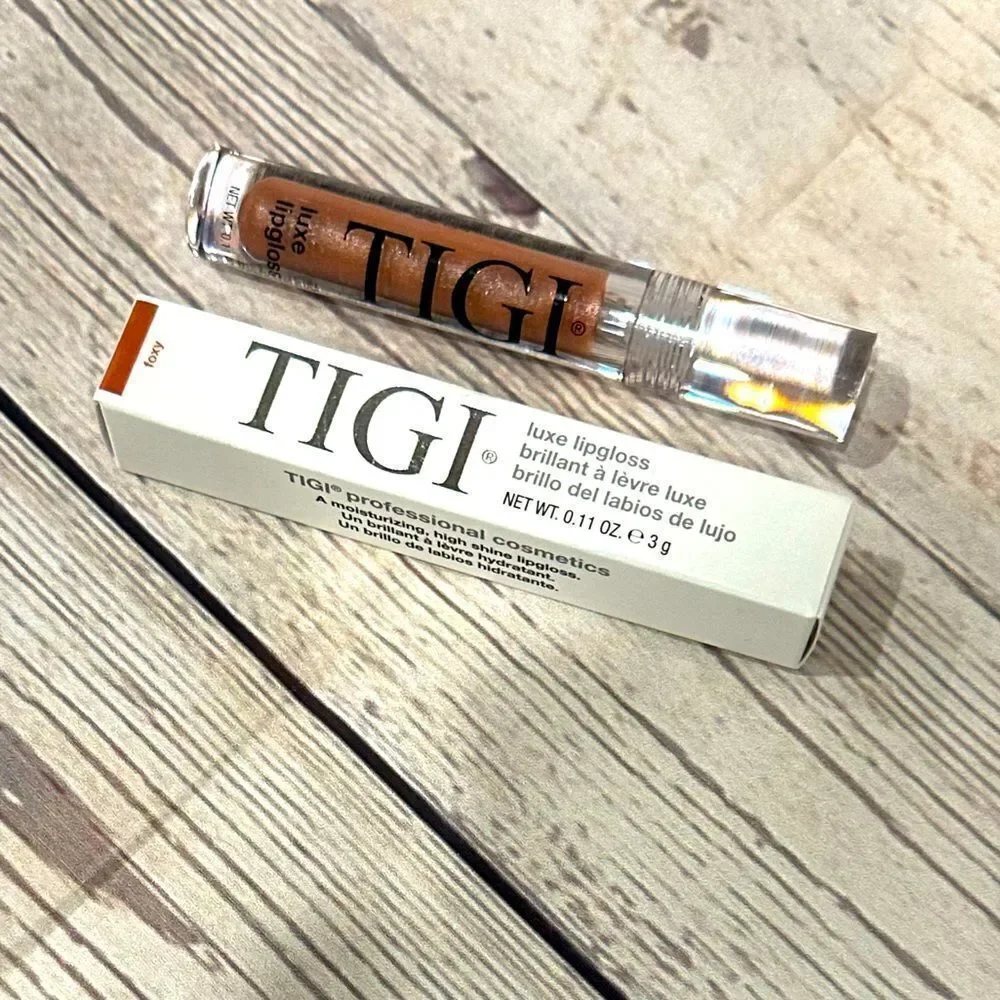 Tigi Luxe Lipgloss Shade Foxy New